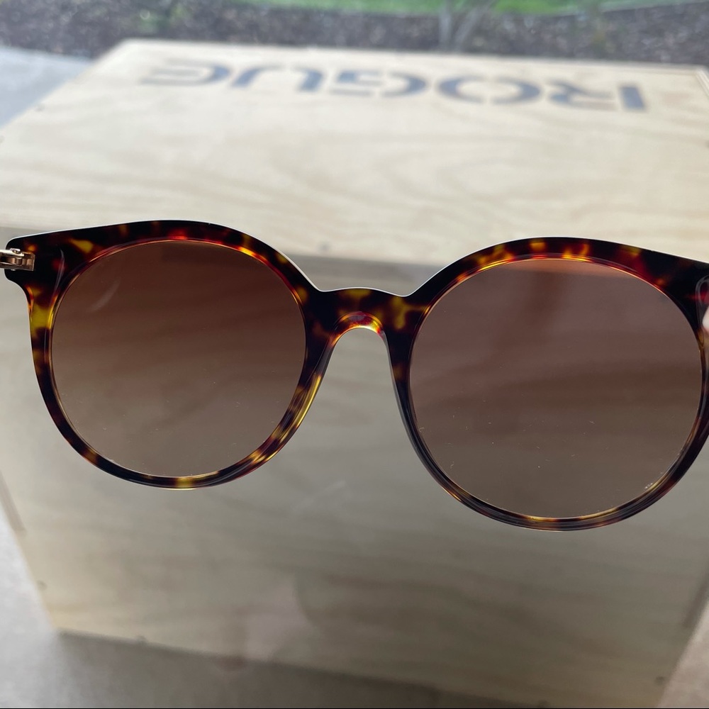 BURBERRY 4926 NWOT havana tortoise sunglasses - Picture 9 of 12